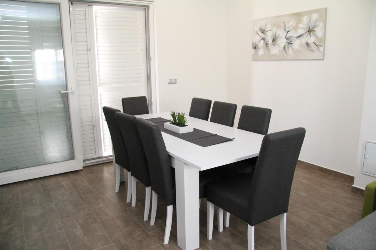 Apartman Ivana بيوغْغاد نا موغو المظهر الخارجي الصورة
