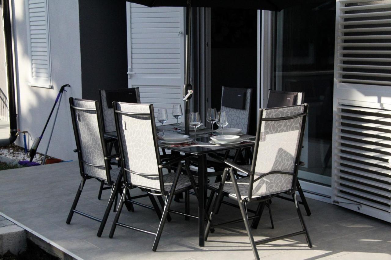 Apartman Ivana بيوغْغاد نا موغو المظهر الخارجي الصورة